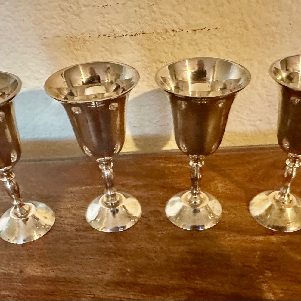 Classic Silver-Plated Goblets — Set of 4